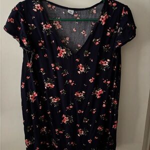 Old Navy Black and Pink Fitted Cap Sleeve Blouse